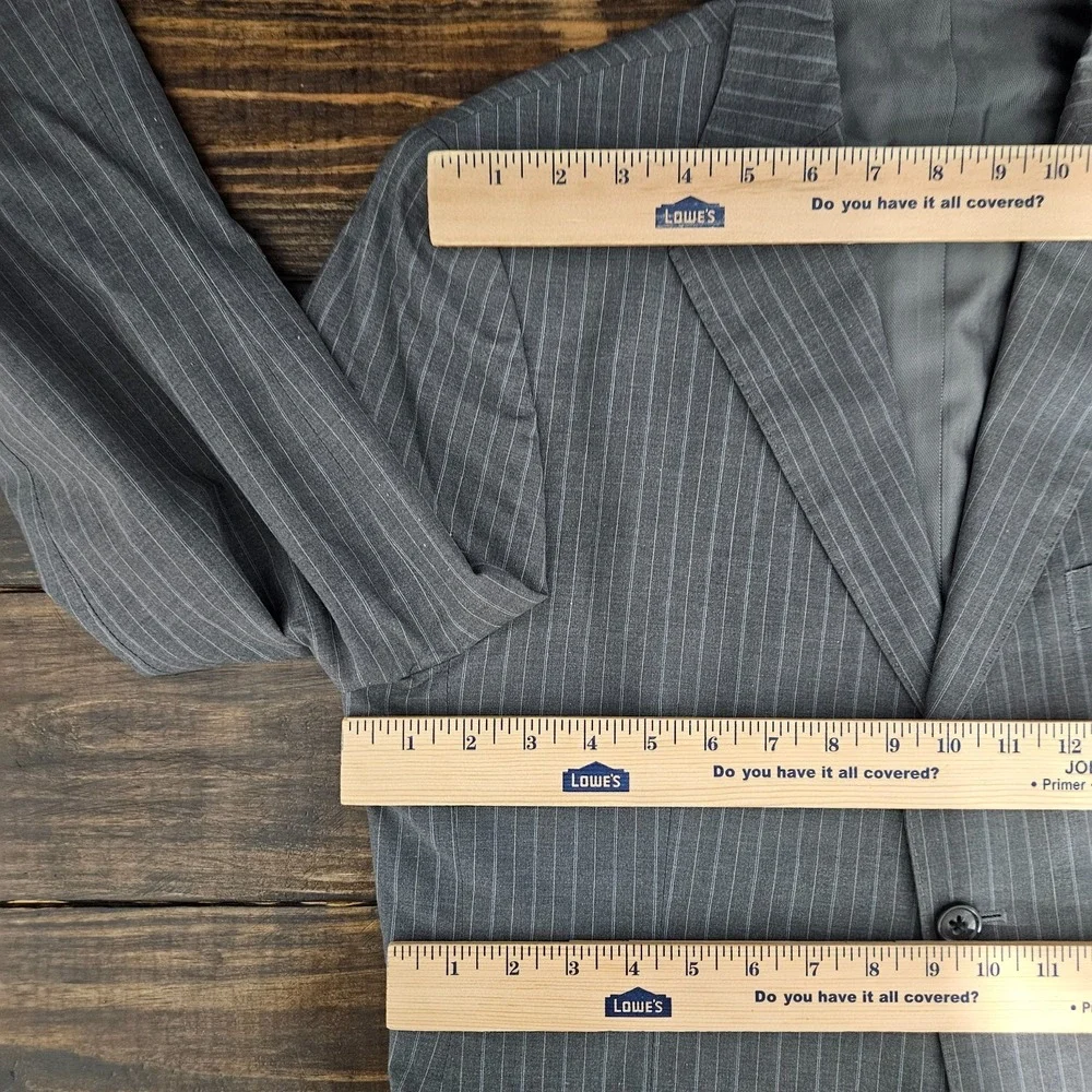Banana Republic Men's Sport Coat Blazer Two Button Gray Striped Cotton Size 40S